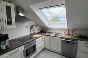 ++ ANFRAGESTOPP ++ Helle Dachgeschosswohnung mit sonniger Loggia – Kammermühlenweg 30, 33607 Mitte, Bielefeld – Vorschaubild 6