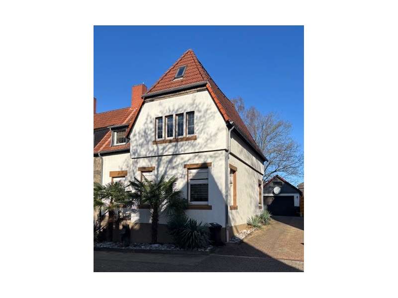 Charmantes Zweifamilienhaus in Herne-Constantin mit großer Garage
