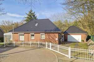Bungalow mit 158 m² Wohn- und Nutzfläche und Garage
in ruhiger Sackgassenlage am Waldrand – Steinburg (Kreis) – Vorschaubild 15