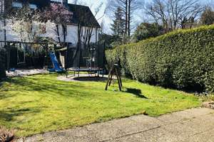 Wunderschönes familienfreundliches Haus mit tollem Garten, einziehen wohlfühlen ++von PRIVAT++ – Müssenredder 1a, 22399 Poppenbüttel, Hamburg – Vorschaubild 2