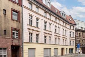 Kernsanierte 2 Zimmer-Altbauwohnung in Berlin-Charlottenburg