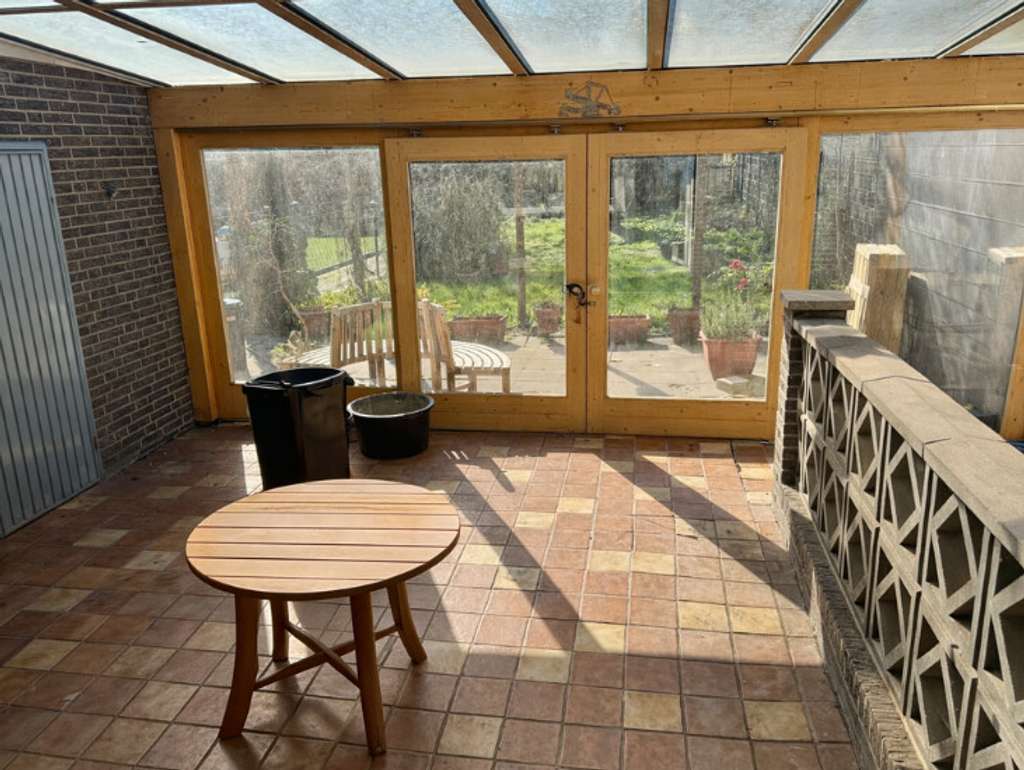 Immobilie in Baesweiler - Doppelhaushälfte mit großem Garten und viel Potenzial in zentraler Lage von Baesweiler - Bild 3