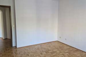 Große 2-Zi. Whg im 1. OG mit Balkon u. Küche – Steinbrinkstr. 294, 46145 Sterkrade-Mitte, Oberhausen – Vorschaubild 5