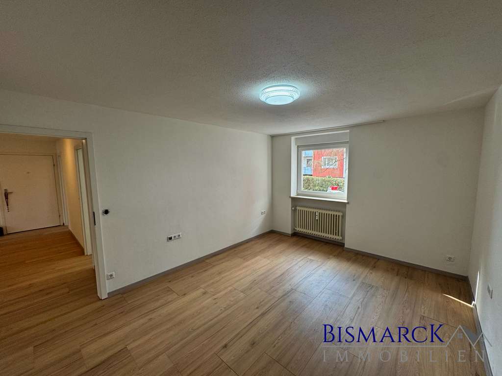 Immobilie in Vilsbiburg - Helle Vierzimmer Wohnung mit Balkon und schönen Ausblick! - Bild 3