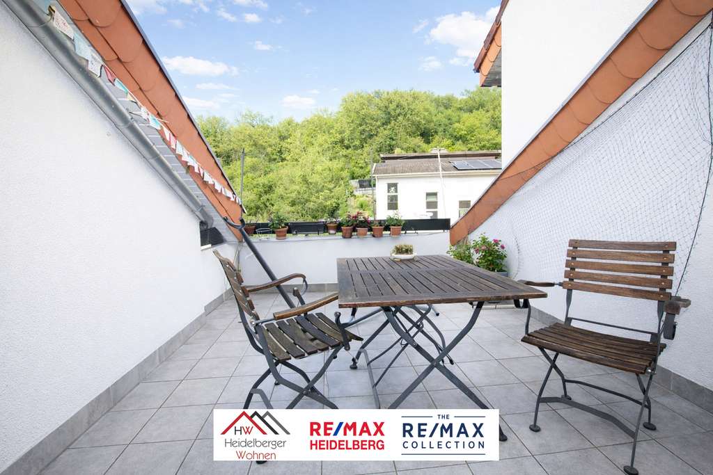 Immobilie in Leimen - Schöne 2,5 Zimmer Dachgeschosswohnung, 74m² mit Loggia und Stellplatz in guter Lage von Leimen - Bild 1