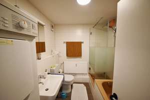 Gut gescchnittene 2 ZKB mit Balkon, TG Stellplatz ud Aufzug in zentraler Lage der Weststadt – Amalienstr. 63-65, 76133 Innenstadt-West, Karlsruhe – Vorschaubild 5
