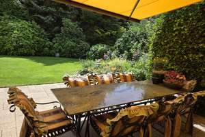 Einfamilienhaus mit zwei Einliegerwohnungen - 283 m² mit traumhaftem Garten und Panoramablick – Die vollständige Adresse der Immobilie erhältst du vom Anbieter., 45527 Hattingen – Vorschaubild 3