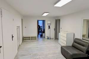 Stilvoll modernisierter Bungalow in Augsburg mit Garten und großer Nutzfläche – Die vollständige Adresse der Immobilie erhältst du vom Anbieter., 86156 Kriegshaber, Augsburg – Vorschaubild 14