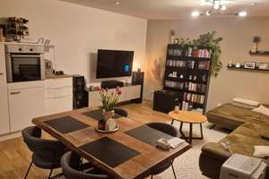 Kernsanierter Altbau am Wöhrder See: 3 Zimmer, Balkon, Aufzug, 79 m² – Peterstraße 54, 90478 Ludwigsfeld, Nürnberg – Vorschaubild 2