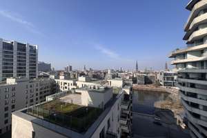 Skylineblick im FIFTYNINE by Hadi Teherani