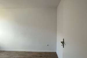 Sanierte 3 - Zimmer -Wohnung mit modernem Bad und EBK – Sudetenweg 27, 38448 Vorsfelde, Wolfsburg – Vorschaubild 9