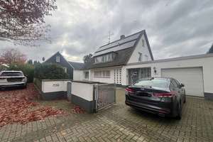 Solingen - Ohligs/Aufderhöhe - 3 -Parteien Haus + 1 Doppelgarage + 3 PKW- Stellpläte - GARTEN – Die vollständige Adresse der Immobilie erhältst du vom Anbieter., 42699 Ohligs/Aufderhöhe/Merscheid, Solingen – Vorschaubild 7