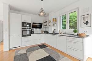 Sonne satt - Barrierefreies Penthouse - Nähe Eichtalpark - Fahrstuhl - Tiefgarage – Die vollständige Adresse der Immobilie erhältst du vom Anbieter., 22047 Wandsbek (Ortsteil), Hamburg – Vorschaubild 9