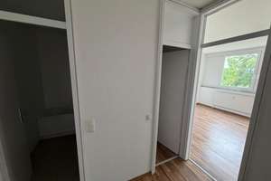 Stilvoll renovierte 3-Zimmer-Wohnung mit Balkon – Johann-Gottlieb-Fichte-Str 2, 58089 Vorhalle, Hagen – Vorschaubild 4