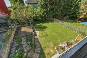 🏡 Großzügige Doppelhaushälfte mit traumhaftem Garten in begehrter Lage von Stuttgart-Sonnenberg 💛 – Die vollständige Adresse der Immobilie erhältst du vom Anbieter., 70597 Sonnenberg, Stuttgart – Vorschaubild 10