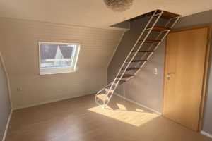 Gepflegtes freistehendes Einfamilienhaus mit EBK und Sauna in Gaildorf – Schwäbisch Hall (Kreis) – Vorschaubild 9