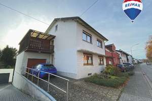 FAMILIE GESUCHT!
2 Wohnungen...
in Namborn – Die vollständige Adresse der Immobilie erhältst du vom Anbieter., 66640 Namborn – Vorschaubild 1