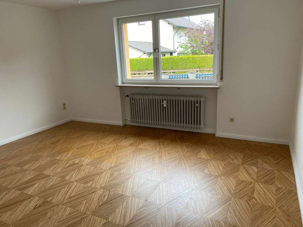 Immobilie in Fellheim - Attraktive 4-Zimmer Erdgeschoßwohnung mit Garten - Bild 3
