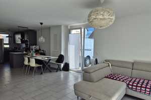 Moderne 5-Zimmer-Doppelhaushälfte mit Fußbodenheizung, gehobener Ausstattung & EBK – Kleine Brückenstraße 16D, 61352 Hochtaunuskreis – Vorschaubild 4