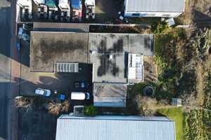 ANFRAGENSTOPP: Großzügiger Bungalow im Industriegebiet mit vielfältigen Möglichkeiten – Hannover (Kreis) – Vorschaubild 15