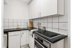 Helle 1-Zi.-Wohnung in München-Sendling, 1. OG, Westbalkon, vermietet, von privat – 81369 Mittersendling, München – Vorschaubild 3