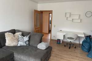 Gepflegte 2 Zimmer Etagenwohnung- Lift, Balkon, Stellplatz – Wurzner Str. 75, 4315 Volkmarsdorf, Leipzig – Vorschaubild 3