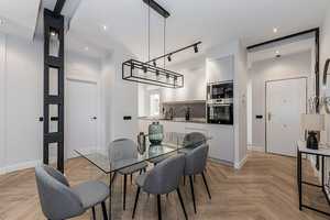 Ansprechende 3-Zimmer-Wohnung mit Einbauküche in Mönchengladbach – Leibnizstraße 12, 41061 Mönchengladbach – Vorschaubild 1