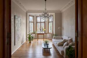 Wohnen mit Charakter: 2-Zimmer-Wohnung in Kreuzberg – Görlitzer Straße 66, 10997 Kreuzberg, Berlin – Vorschaubild 1