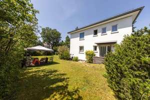 Großes Grundstück und ein Haus mit Potential in Bessungen – Die vollständige Adresse der Immobilie erhältst du vom Anbieter., 64285 Bessungen, Darmstadt – Vorschaubild 3
