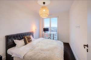 Möbliert: Luxuswohnung im "Hoch der Isar" – Die vollständige Adresse der Immobilie erhältst du vom Anbieter., 81541 Obere Au, München – Vorschaubild 5