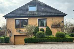 Durchdachter Grundriss - Toller Ausblick auf das Feld - Wärmepumpe - Kamin - Wintergarten / Kalt – Hagenstraße 11, 30916 Hannover (Kreis) – Vorschaubild 1