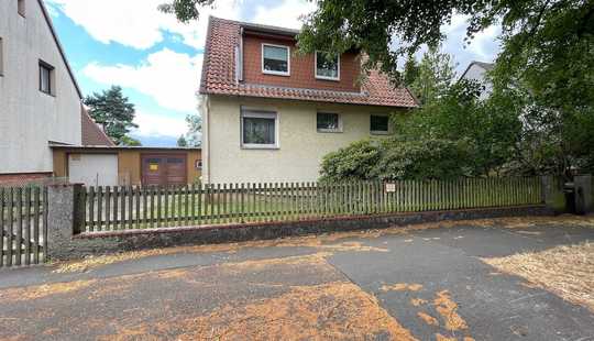 Bild von Ein- bis Zweifamilienhaus mit Garage & Schwimmteich in Ledeburg 