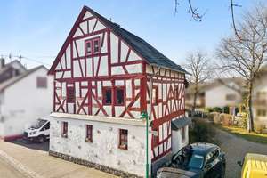 Historisches Wohnhaus mit Charme und Nebengebäude! – Die vollständige Adresse der Immobilie erhältst du vom Anbieter., 65614 Beselich – Vorschaubild 2