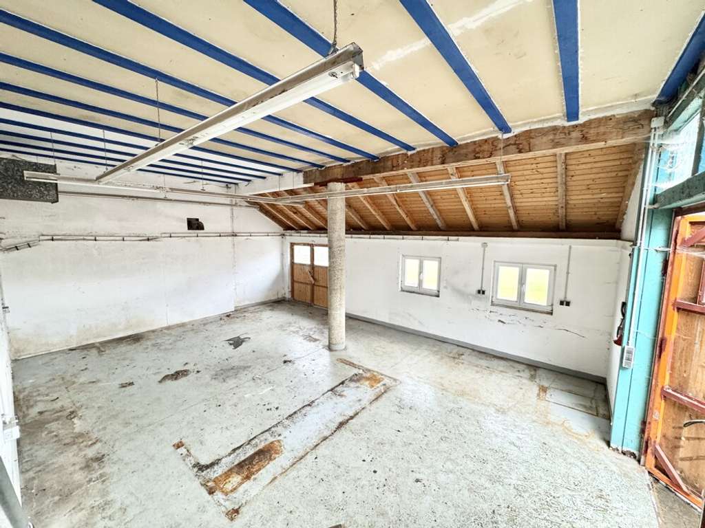 Immobilie in Rottenacker - Einfamilienhaus mit Ausbaupotenzial & Landwirtschaftsfläche! - Bild 3