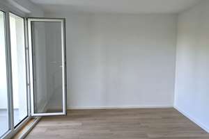 Frisch renovierte 2-Zimmer-Wohnung mit Balkon & Aufzug – inmitten Magdeburgs beliebten Herrenkrug – 39114 Herrenkrug, Magdeburg – Vorschaubild 9