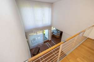 Modernes Architektenhaus mit luxuriösem Flair, großzügiger Raumgestaltung und gehobenem Wohnkomfort – Die vollständige Adresse der Immobilie erhältst du vom Anbieter., 53117 Auerberg, Bonn – Vorschaubild 26