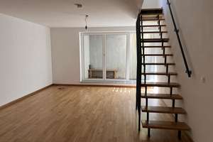 4 Zimmer mit Garten und Souterrain in Lerchenau-München – Die vollständige Adresse der Immobilie erhältst du vom Anbieter., 80935 Lerchenau-Ost, München – Vorschaubild 17