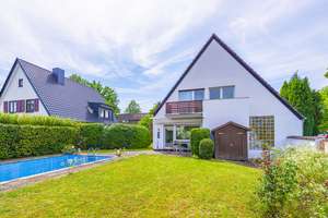 Familienfreundliches Einfamilienhaus in zentraler Lage von Langenfeld – Die vollständige Adresse der Immobilie erhältst du vom Anbieter., 40764 Langenfeld (Rheinland) – Vorschaubild 2