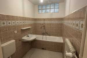 Geräumige 1-Zimmer-Wohnung mit Balkon in Berlin Steglitz - WBS mit besonderem Bedarf erforderlich! – Birkbuschstraße 88, 12167 Berlin – Vorschaubild 3