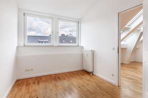 Exklusive Dachgeschosswohnung mit 40 m² Dachterrasse und spektakulärem Weitblick über Hamburg! – Bremer Reihe 23, 20099 Sankt Georg, Hamburg – Vorschaubild 5