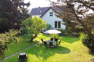 Gefragte Lage in der Paderborner Südstadt! Großzügiges Grundstück mit altem Baumbestand! – Domweg 5, 33098 Paderborn (Kreis) – Vorschaubild 1