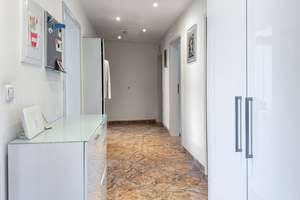 HOCHFELD: 4-Zimmerwohnung mit Wohnküche und Balkon- Loggia – Die vollständige Adresse der Immobilie erhältst du vom Anbieter., 86159 Hochfeld, Augsburg – Vorschaubild 8