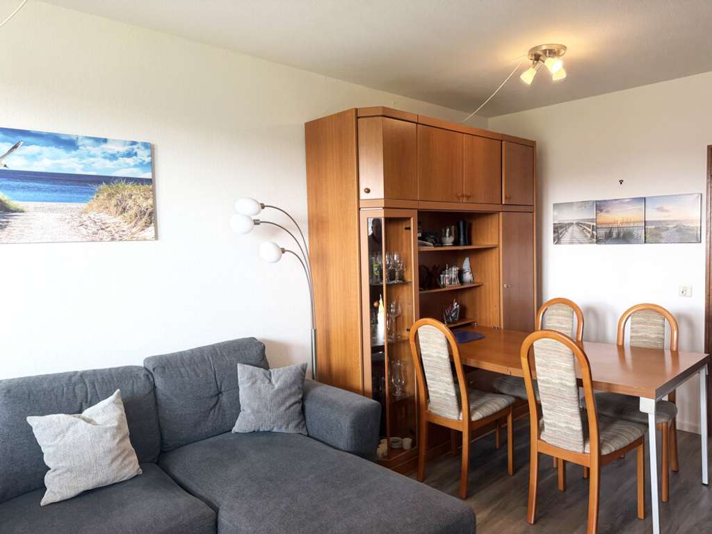 Immobilie in Großenbrode - Provisionsfrei für Käufer  - Kleine Auszeit am Meer: Wohnung mit Terrasse und Ostseeblick - Bild 3