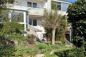Dreifamilienhaus in sehr guter Lage von Maintal-Bischofsheim! www.isi-wohnen.de – Die vollständige Adresse der Immobilie erhältst du vom Anbieter., 63477 Maintal – Vorschaubild 34