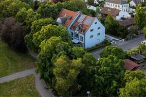 Geräumiges Doppelhaus in unverbaubarer Parklage provisionsfrei vom Eigentümer