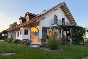 Ein-Familienhaus mit Garagen in Taufkirchen (Vils) – Hubenstein 54, 84416 Taufkirchen (Vils) – Vorschaubild 1