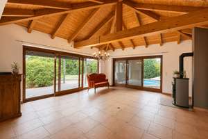 Großzügiges Zweifamilienhaus mit Garten und Pool in Katzwang – Die vollständige Adresse der Immobilie erhältst du vom Anbieter., 90455 Katzwang, Reichelsdorf Ost, Reichelsdorfer Keller, Nürnberg – Vorschaubild 4