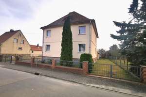 Einfamilienhaus in ruhiger Lage von Bernsdorf – Die vollständige Adresse der Immobilie erhältst du vom Anbieter., 2994 Bernsdorf – Vorschaubild 2