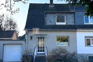 Doppelhaushälfte in bester Lage von Köln-Lövenich + Sanierungskonzepte zum Festpreis