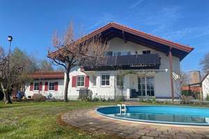 Von Privat: Modernisiertes Zweifamilienhaus mit traumhaftem Garten, Pool und Doppelgarage – Die vollständige Adresse der Immobilie erhältst du vom Anbieter., 83064 Raubling – Vorschaubild 39